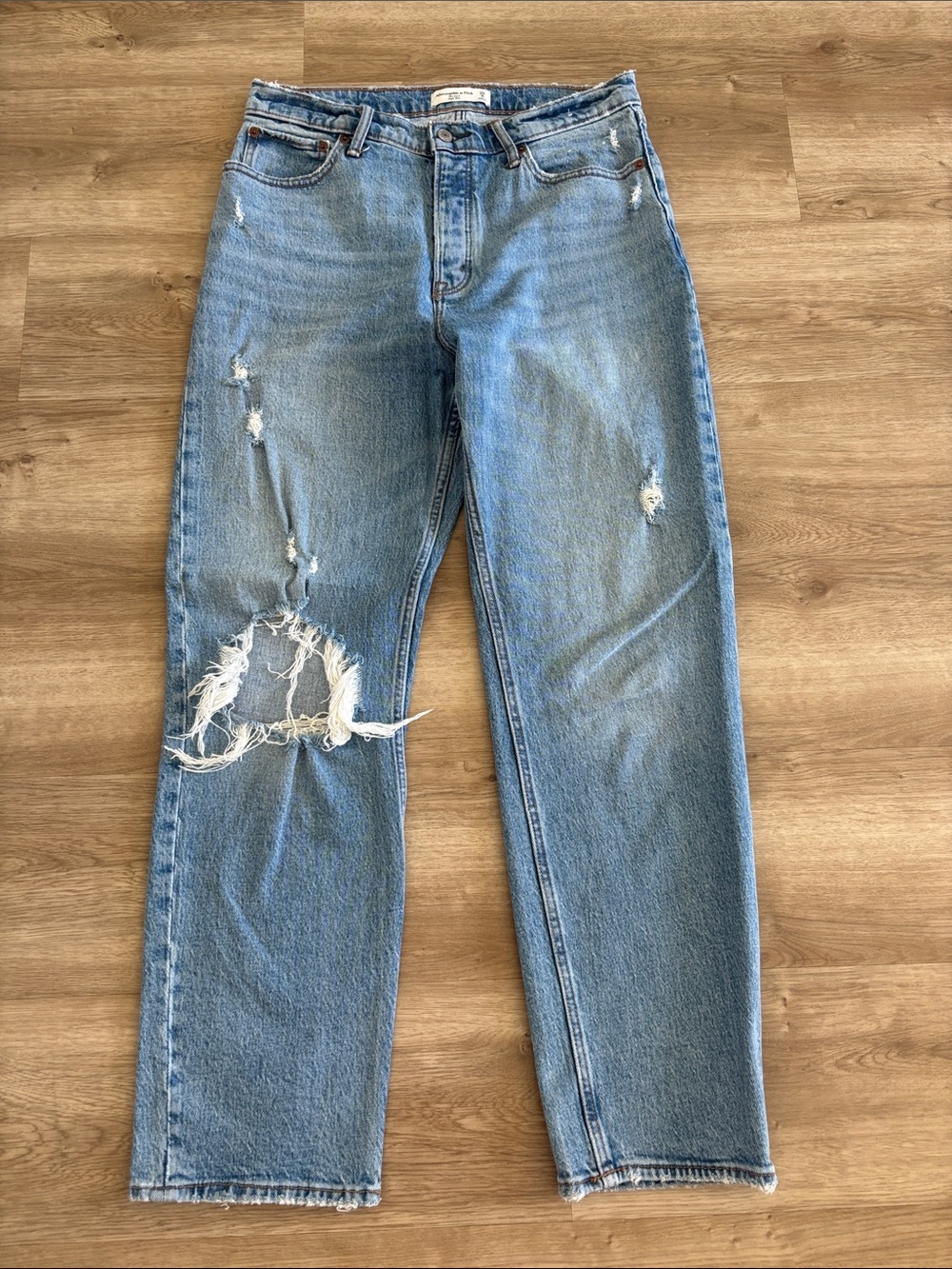Abercrombie & Fitch Light Dad High Rise